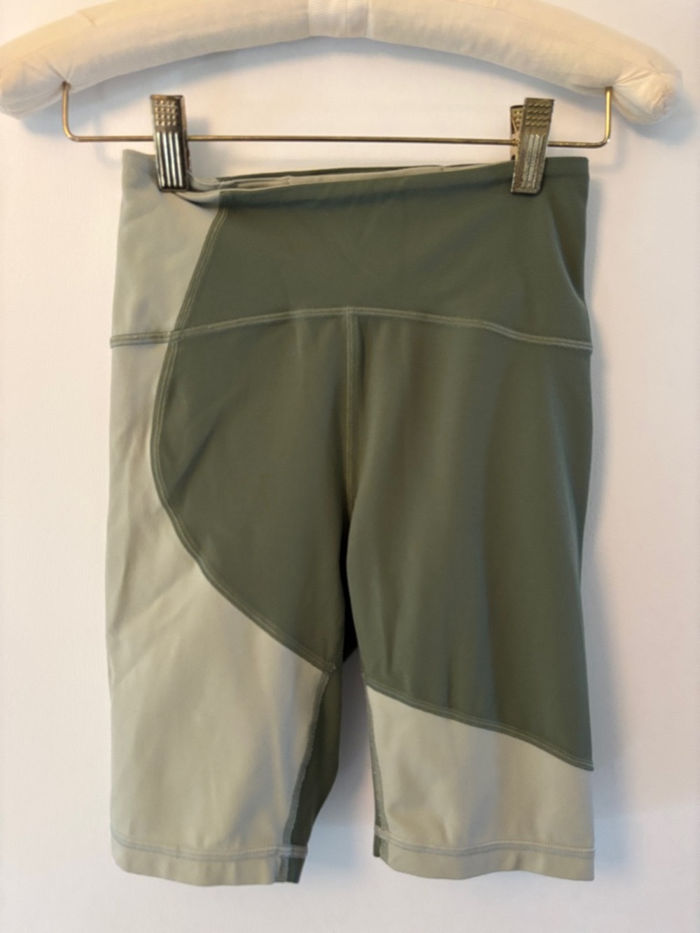 Lululemon olive green mid-rise bike shorts